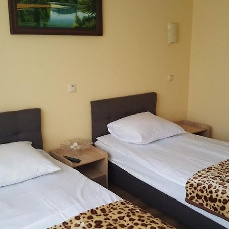 Zatishok Guest House Rakhiv Ngoại thất bức ảnh
