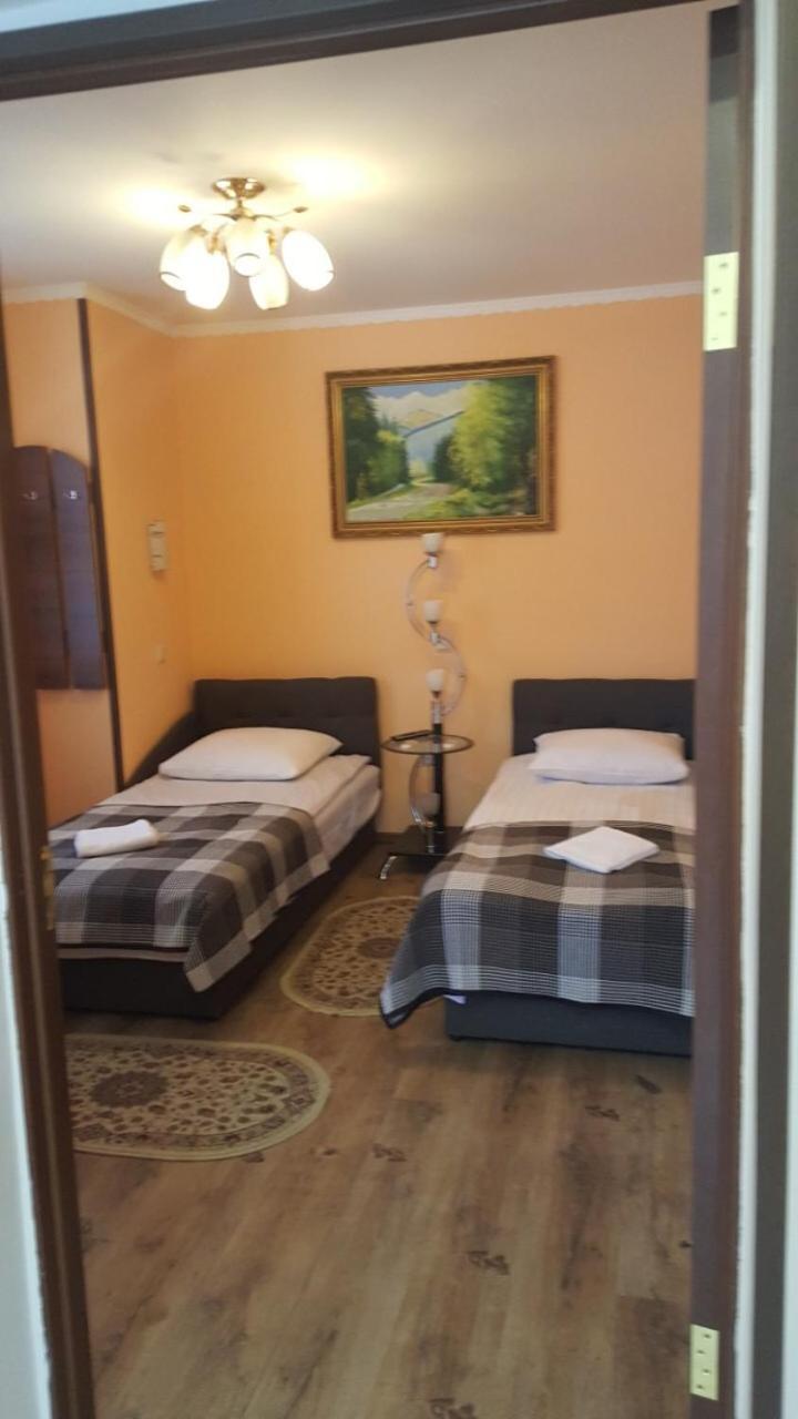 Zatishok Guest House Rakhiv Ngoại thất bức ảnh