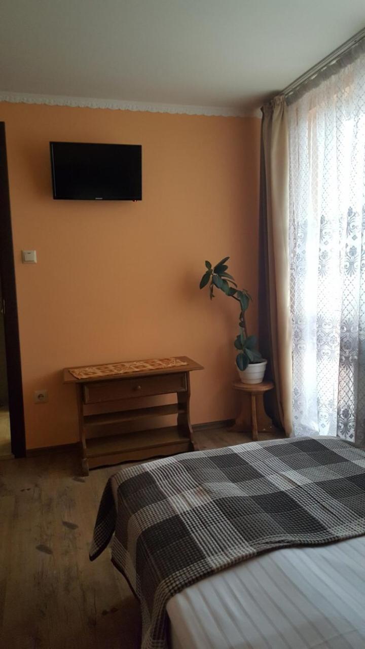 Zatishok Guest House Rakhiv Ngoại thất bức ảnh