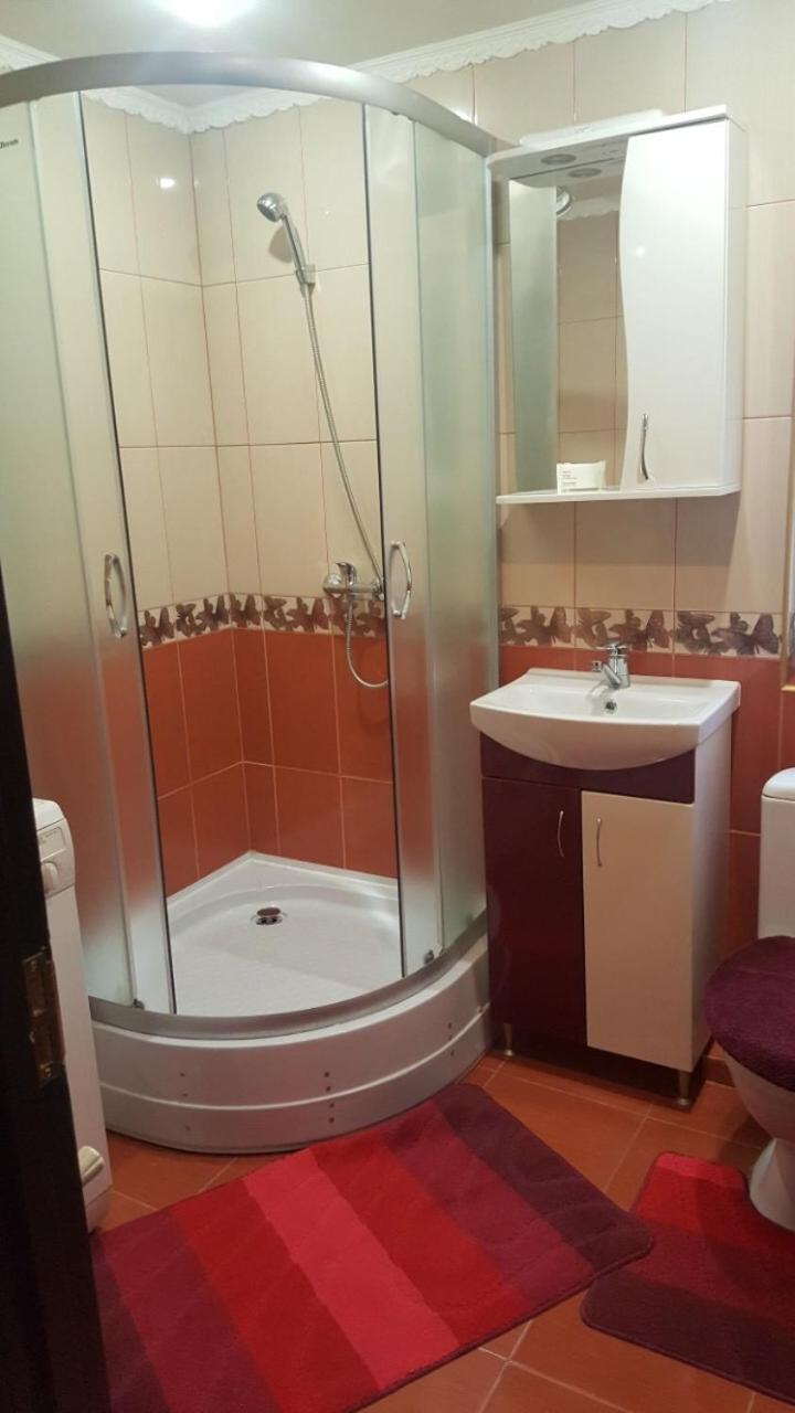 Zatishok Guest House Rakhiv Ngoại thất bức ảnh